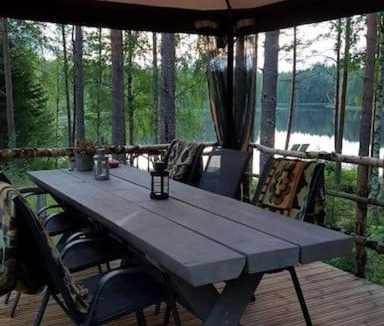 Uurainen House | Cottage with Hot tub and Sauna