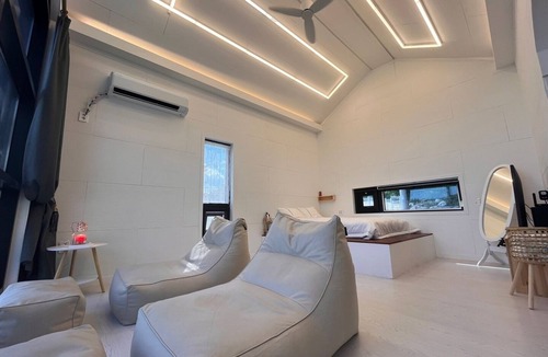 Chuncheon Cabin | Couple Camping Stay a newly built private lodge