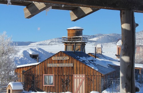 Capulin House | Cowboy School House Cabin at the High Plains Drift Inn
