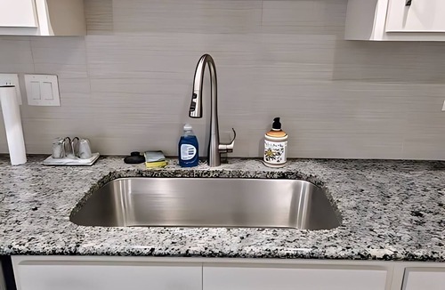 Colorado Springs Apartment | Cozy 1-bedroom apartment in beautiful Colorado Springs with AC