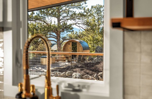 Bailey House | Cozy 2 BR Wellness Cabin in Bailey, Yoga, Sauna, Mountain Views