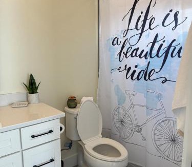 Jefferson Park House | Cozy 3 Bedroom Denver Home by Mile High Stadium and Downtown!
