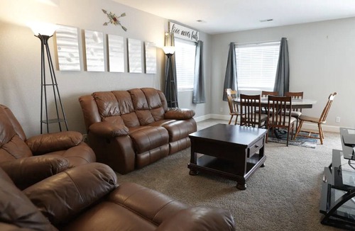 Pueblo West Condo | Cozy 3 Bedroom Private Pueblo West Duplex Close To Lake