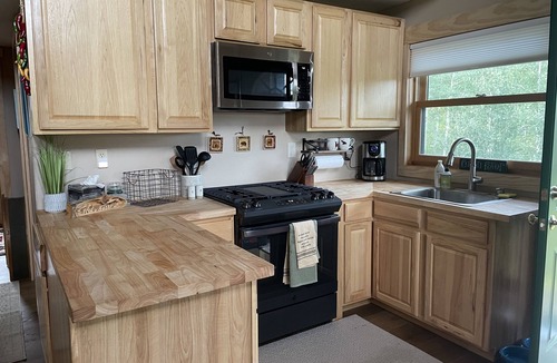 Craig Cabin | Cozy and quiet! Willow Creek Mountain Cabin with nature all to yourself!