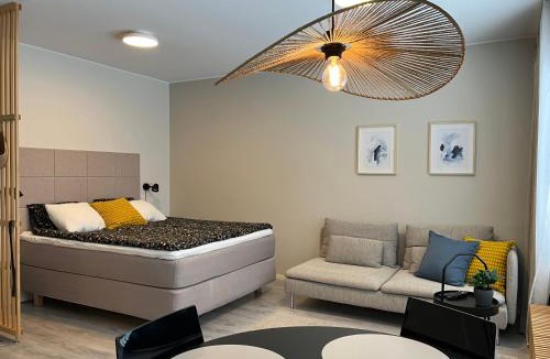 Vaasa Apartment | Cozy City Apartment - Car parking - Queen bed - Wifi