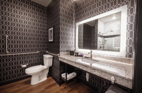 Parker Hotel | Cozy Comfort and Quiet Luxury in the Heart of the City
