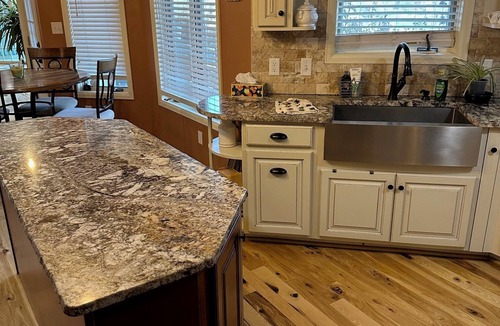 Grand Junction House | COZY COUNTRY HOME, close to trails and scenic views of the Grand Valley!