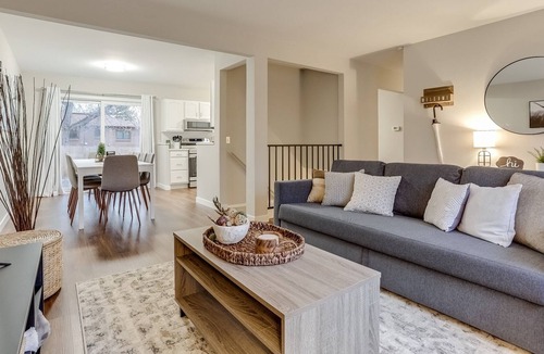 Northwest Arvada House | Cozy Home with Modern Vibes | Pet Friendly | Game Room |
