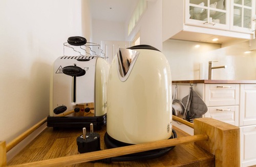 Matzleinsdorf Apartment | Cozy home. Your home abroad. 4 persons (+ kids), Wi-Fi