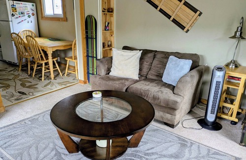 Idaho Springs Cabin | Cozy Idaho Springs Cabin: near Historic District, Hot Springs, Rafting & Trails