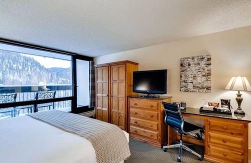 Keystone Cabin | Cozy Keystone Lodge Stay with Breathtaking Views