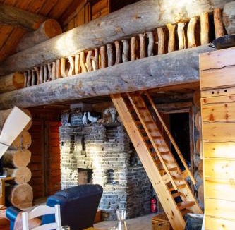 Rukatunturi Ski Chalet | Cozy log cabin with a view of Ruka