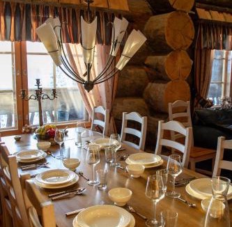 Rukatunturi Ski Chalet | Cozy log cabin with a view of Ruka