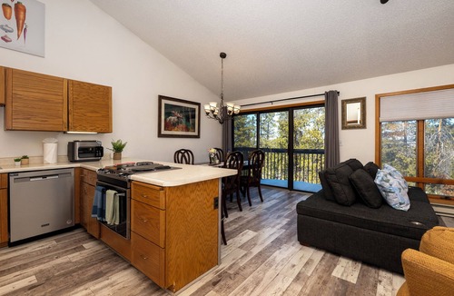 Fraser Condo | Cozy Mountain Getaway - Minutes to Winter Park
