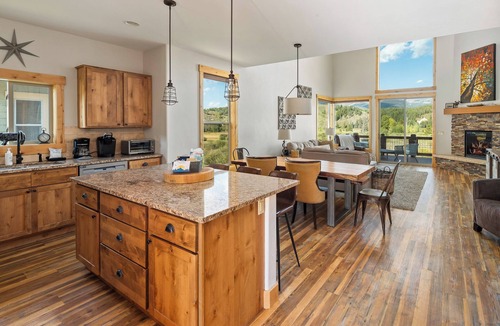 Winter Park House | Cozy mountain home w/hot tub & fireplace