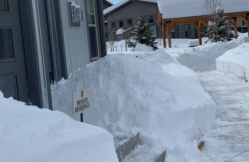 Rendezvous Cabin | Cozy Mountain Retreat, Perfect for Your Next Winter Adventure