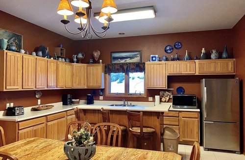 Red River House | Cozy Six Bedroom Home Red River, NM