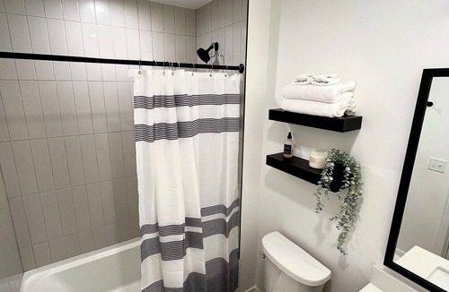 LoDo Apartment | Cozy studio apartment in Denver with AC and gym access