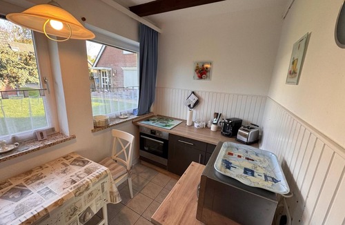Vitzdorf Apartment | Cozy vacation apartment Inselzeit with terrace and garden