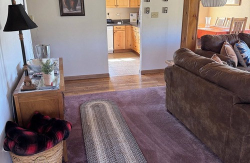 Grand Lake Cabin | Creekside Cabin - with WiFi in Grand Lake Granby - 3 bedrooms for a cozy getaway
