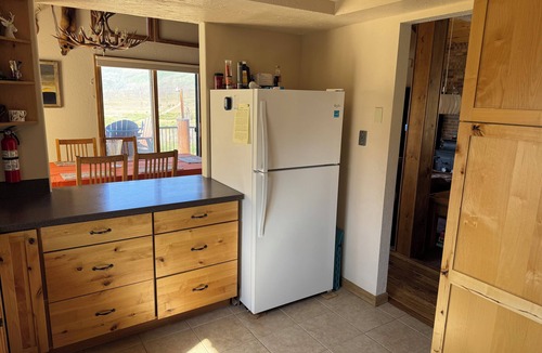 Grand Lake Cabin | Creekside Cabin - with WiFi in Grand Lake Granby - 3 bedrooms for a cozy getaway