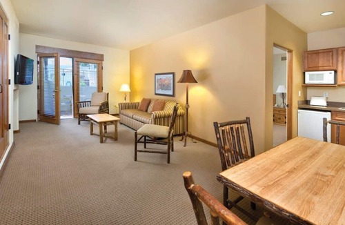 Taos Condo | CW Taos Resort | Studio Balcony Suite