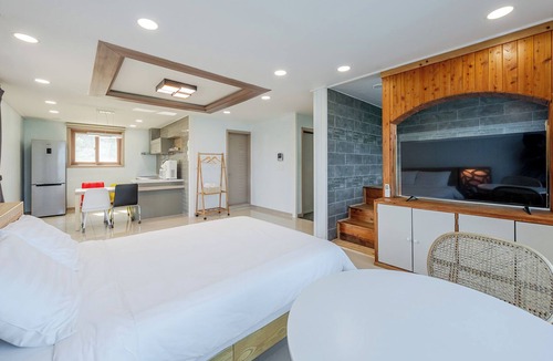 Suwon House | Daebudo Dunia Spa Pension