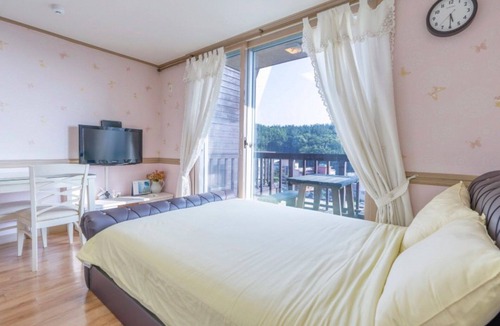 Yeongheung House | Daebudo Grand Blue Pension