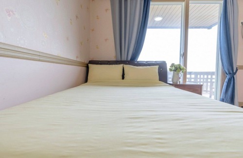 Yeongheung House | Daebudo Grand Blue Pension