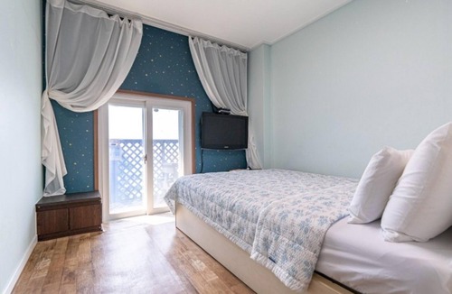 Yeongheung House | Daebudo Haesong Pension