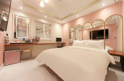 Pyeongni-dong Hotel | Daegu Pyeongridong Sanchaek