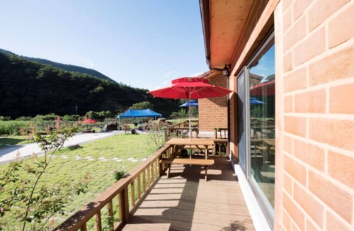Danyang House | Danyang Sosunam Hwangto Mauel Pension
