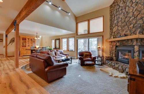 Keystone House | Deck + Mtn View: Keystone Townhome Near Resort!