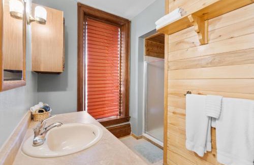 Del Norte Apartment | Del Norte Colorado Stone Quarry Studio Apt