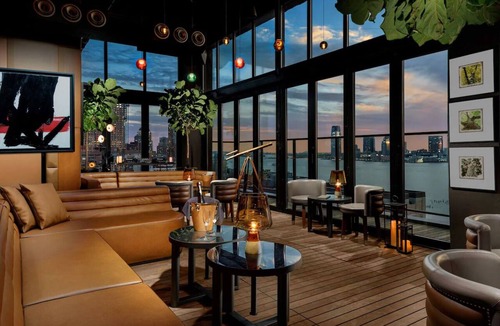 Hudson Square Hotel | Deluxe King, Hotel Hugo, Cuban-Style Rooftop Bar, Excellent Dining Location