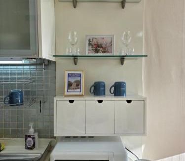 Sungin-dong Apartment | Deluxe Modern Near Dongmyo