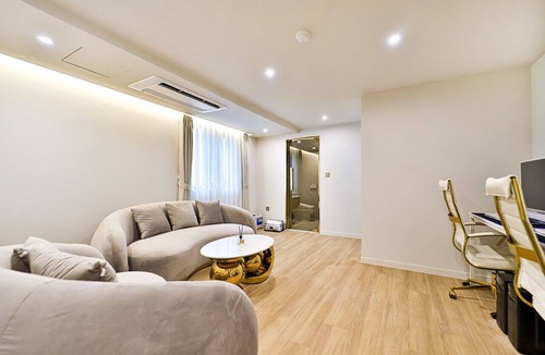 Daeyeon-dong Hotel | Den Basta Hotel Daeyeon