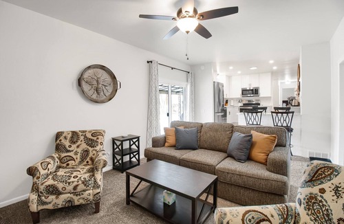 Belmar Park House | Denver Haven|Yard Games|Close to City and Mountains|