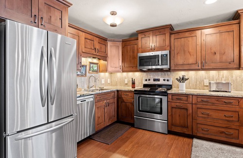 Four O'Clock Condo | Directly on a Ski Run/Trail! Mtn Views/Hot Tub