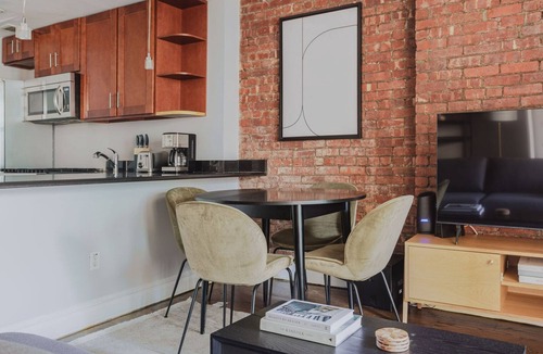 Uptown Apartment | Divine UES Studio w/In-Unit W/D, walk to Central Park, by Blueground