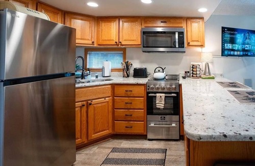 Breckenridge Ski Chalet | Dog-Friendly Cabin near Breckenridge Gondola, hiking, bike trails.