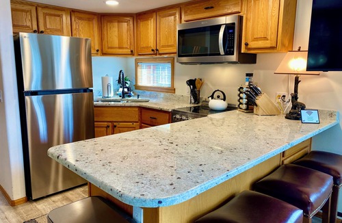 Breckenridge Ski Chalet | Dog-Friendly Cabin near Breckenridge Gondola, hiking, bike trails.