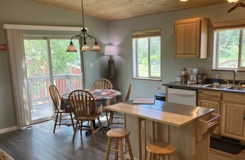 Forest Lakes House | Dog-friendly house close to trails, fishing pond and National Forest
