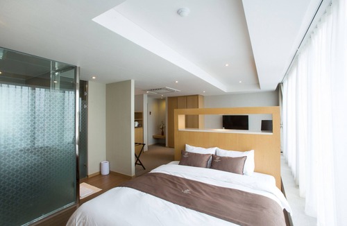 Tongyeong Hotel | Dong Gyeong Hotel