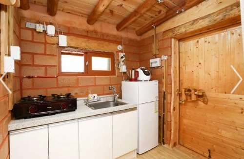 Donghae House | Donghae Red Clay Gueasthouse Pension