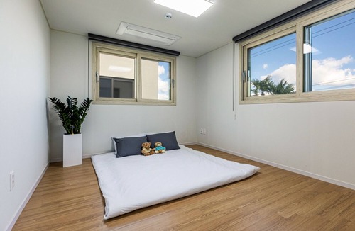 Seogwipo City House | Donnaeko Private Pool Villa