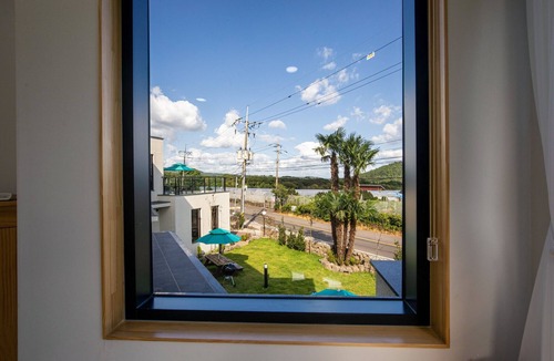 Seogwipo City House | Donnaeko Private Pool Villa
