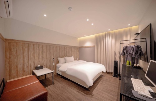 Dongcheon-dong Hotel | DORT B