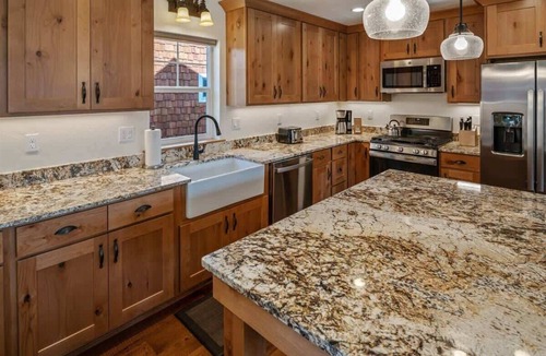 Dover Bay House | Dover Bay | Sleeps up to 10 | Private Hot Tub