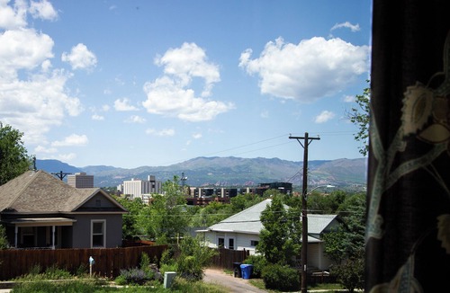 Central Colorado Springs House | Downtown 1950s Classic with Pikes Peak Views- Upper Unit